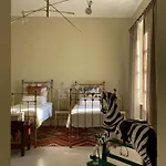 The House 3*