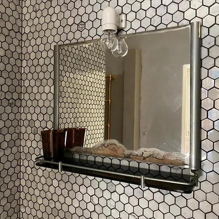 Bed & Breakfast The House 3*