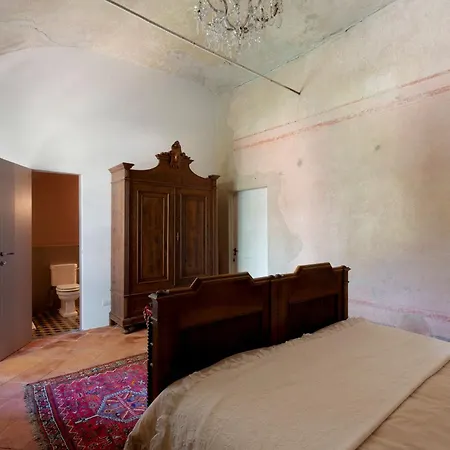 The House Bed & Breakfast *