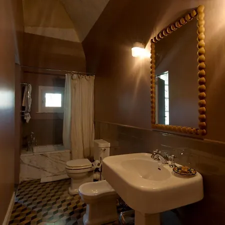 The House 3* Strevi
